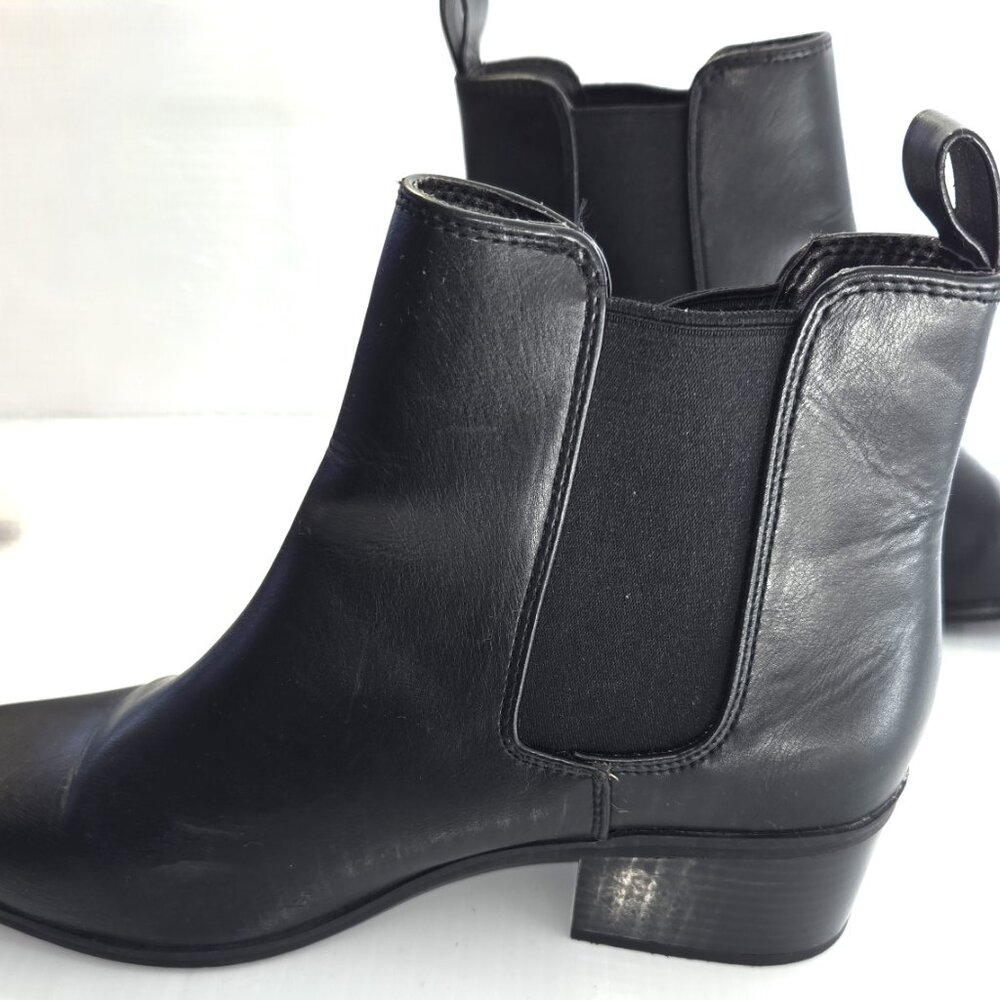 A New Day Women's Black Faux Leather Twin Gore Chelsea Ankle Booties Size 9.5